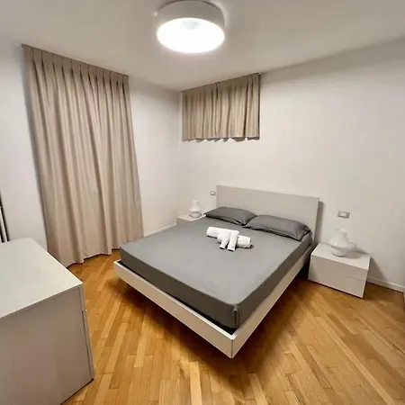 Beija Flores-trilocale Piazza Garibaldi 18 Apartamento Desenzano del Garda